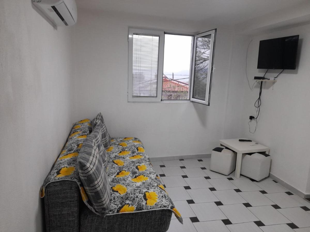 Apartments 64 Dojran Екстер'єр фото